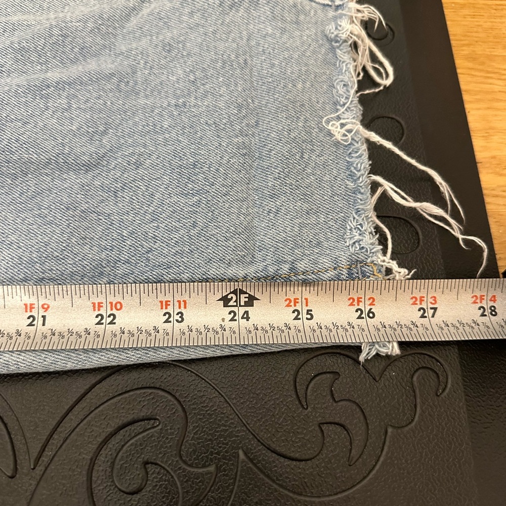 SO Blue Relaxed Balloon Jeans with Vintage Appeal size 17 - Picture 10 of 15
